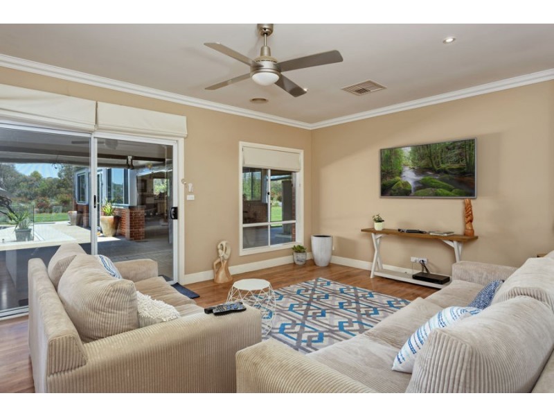 14 Burgan Drive, Springvale NSW 2650