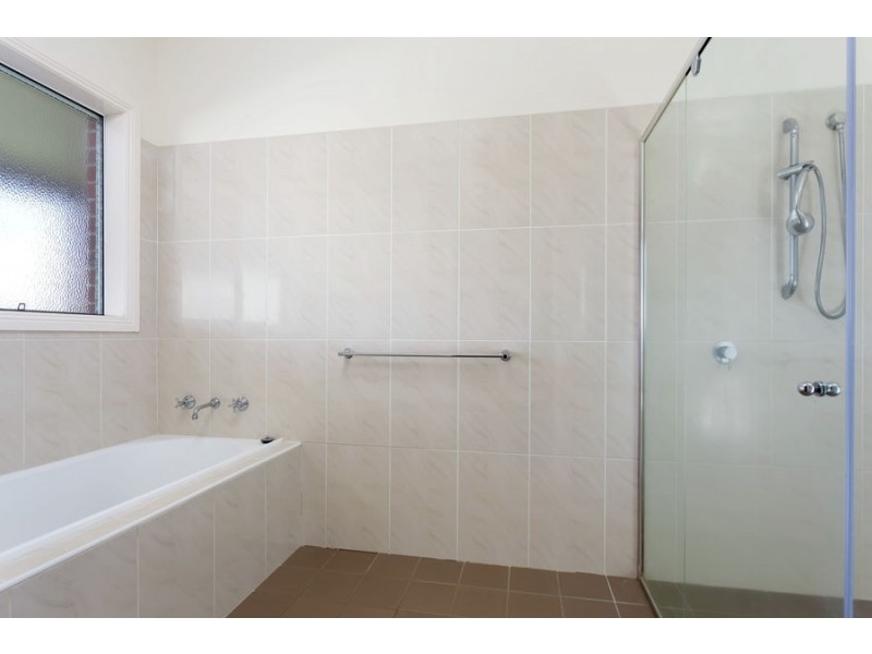 14 Burgan Drive, Springvale NSW 2650