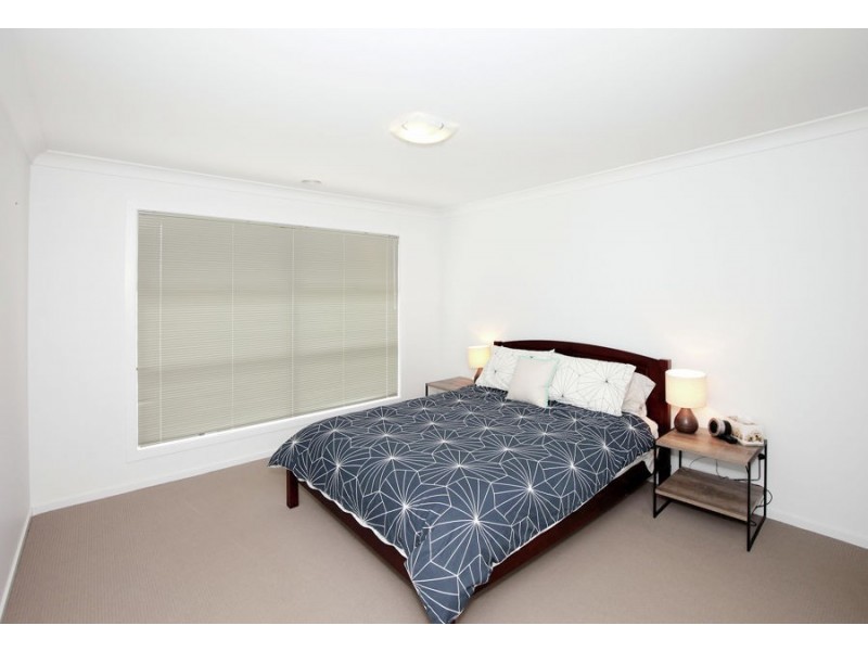 17 Alma Crescent, Estella NSW 2650