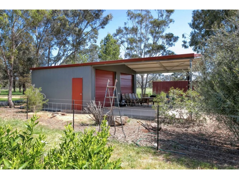 104 Wattle Lane, Coolamon NSW 2701