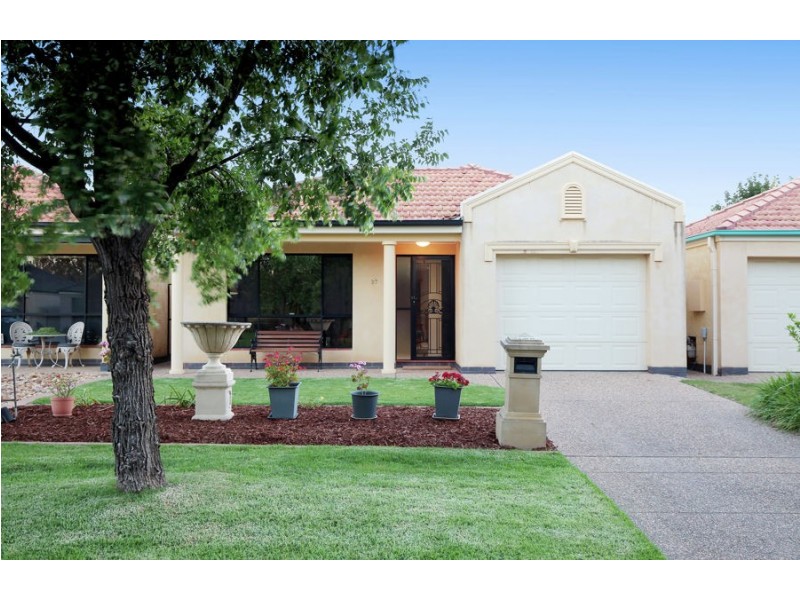 27 Galing Place, Wagga Wagga NSW 2650