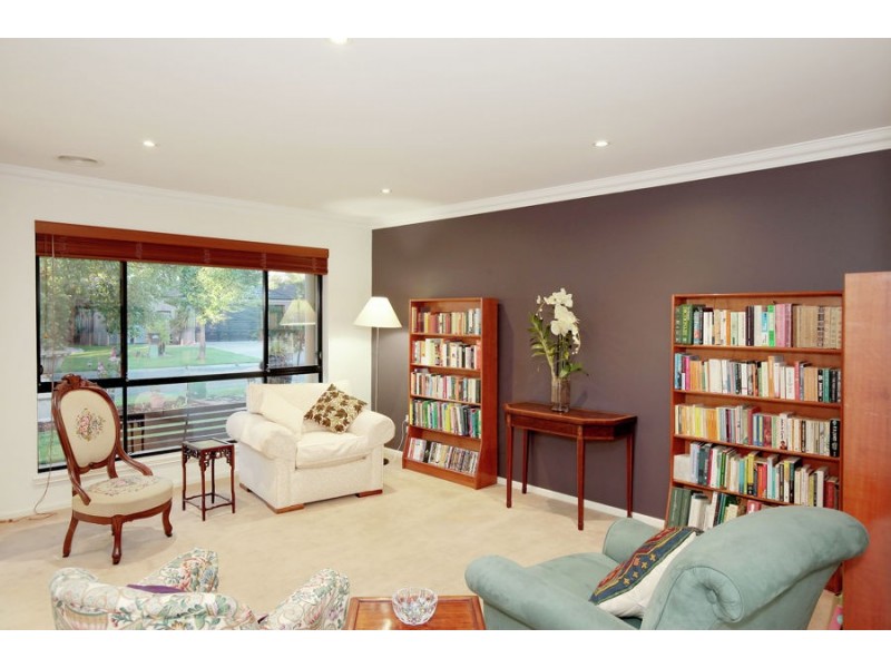 27 Galing Place, Wagga Wagga NSW 2650