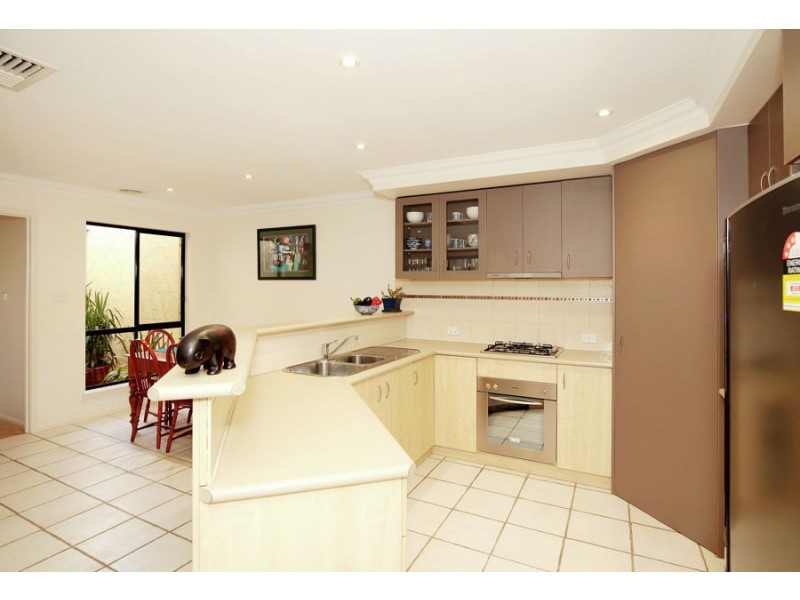 27 Galing Place, Wagga Wagga NSW 2650