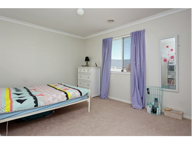 3 St Paul’s Place, Gobbagombalin NSW 2650