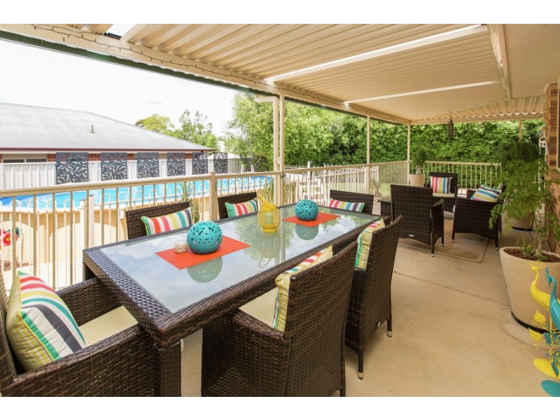 4 Delvin Place, Kooringal NSW 2650