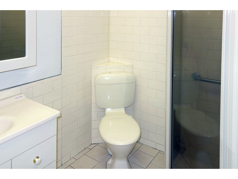 66 Hardy Avenue, Wagga Wagga NSW 2650