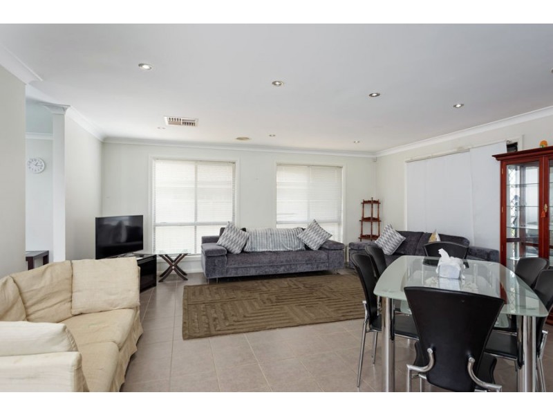 47 Barrima Drive, Glenfield Park NSW 2650