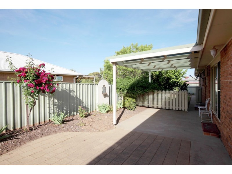24 Corella Place, Estella NSW 2650