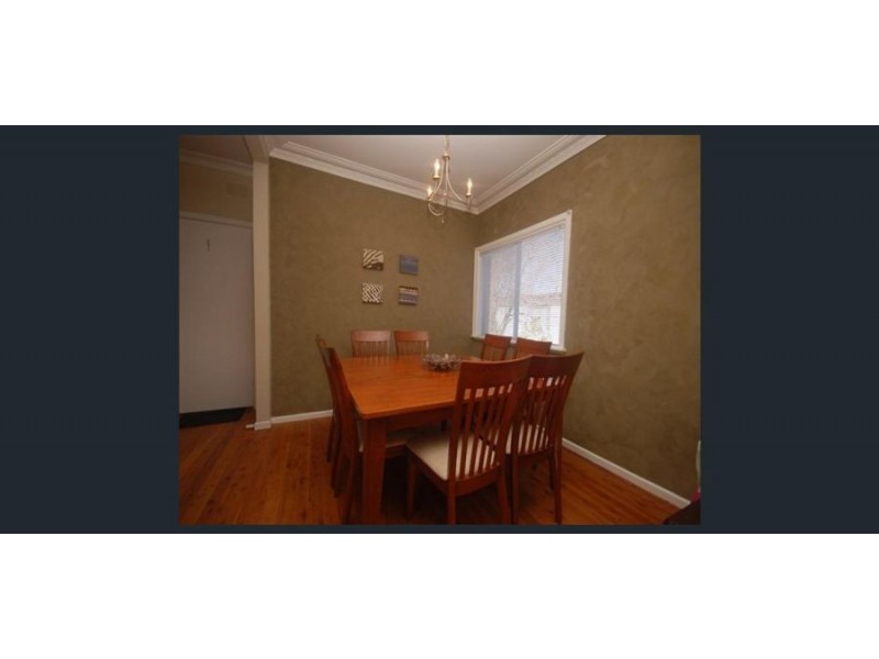 79 Meadow Street, Kooringal NSW 2650