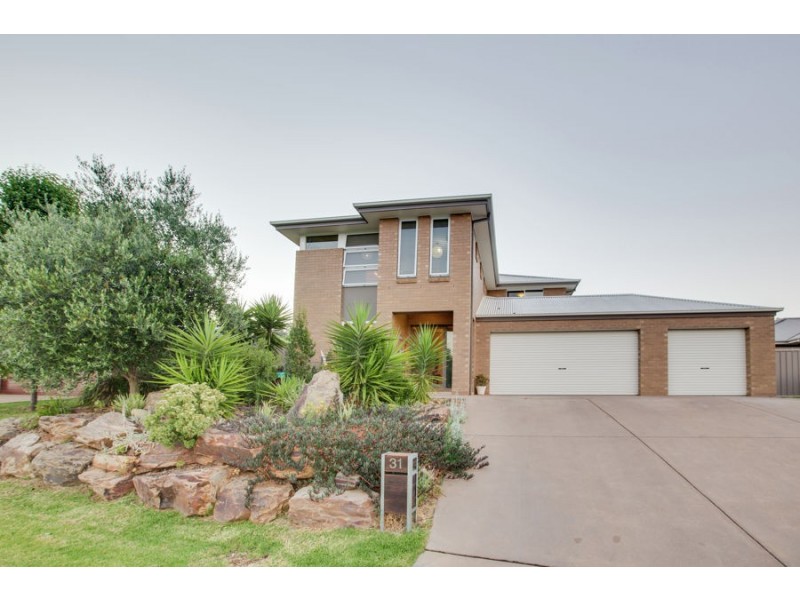 31 Brindabella Drive, Tatton NSW 2650