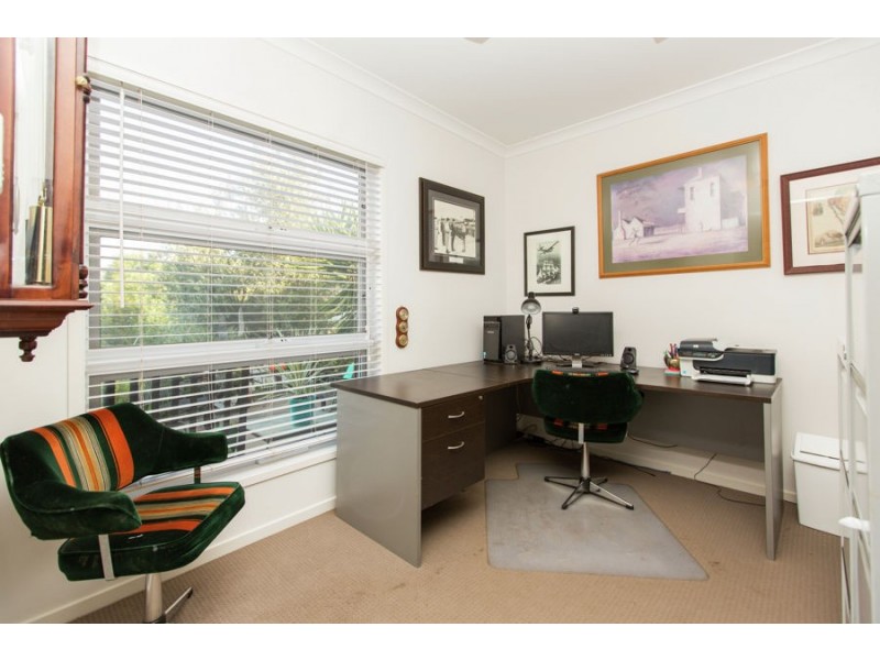 31 Brindabella Drive, Tatton NSW 2650