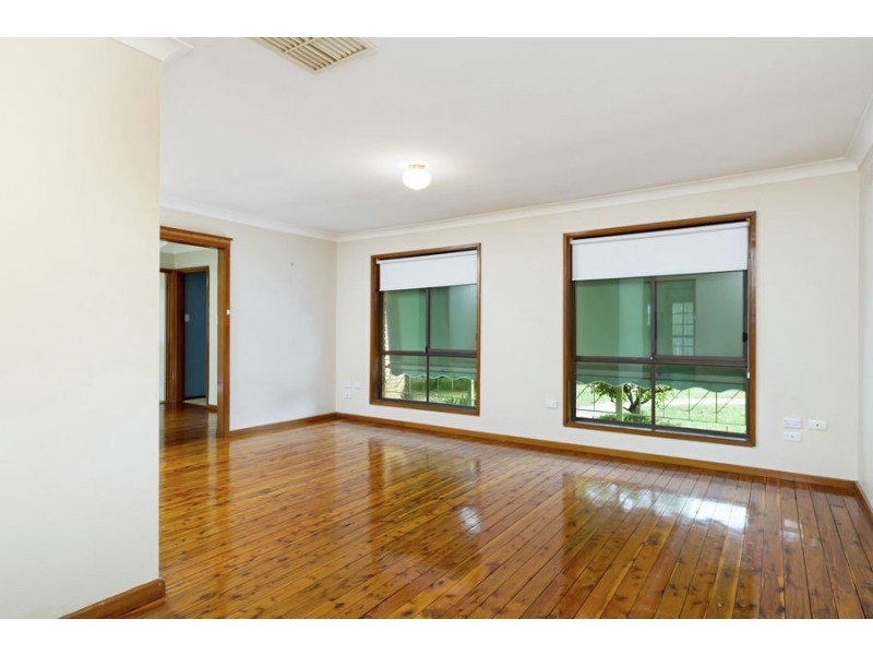 21 Willow Street, Kooringal NSW 2650