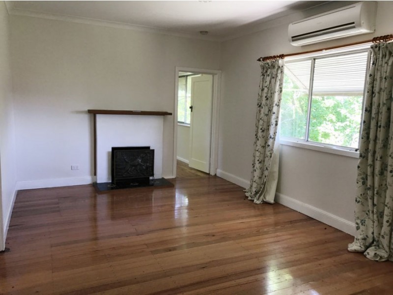 10 Power Street, Tumbarumba NSW 2653