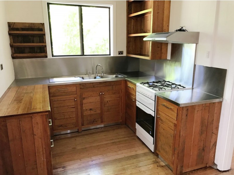 10 Power Street, Tumbarumba NSW 2653