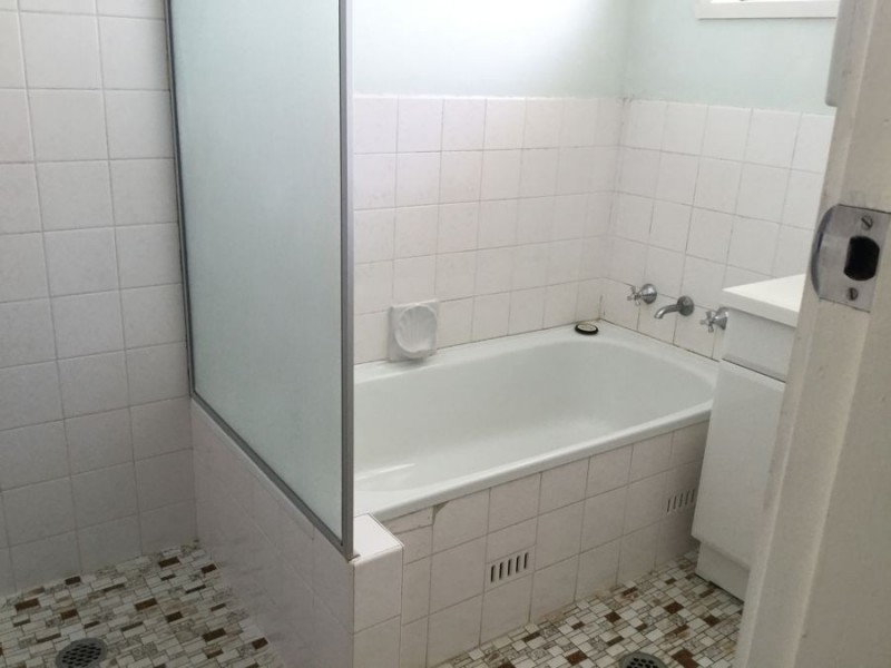 5 Martin Street, Tolland NSW 2650