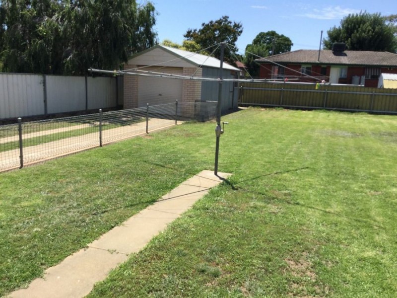 5 Martin Street, Tolland NSW 2650