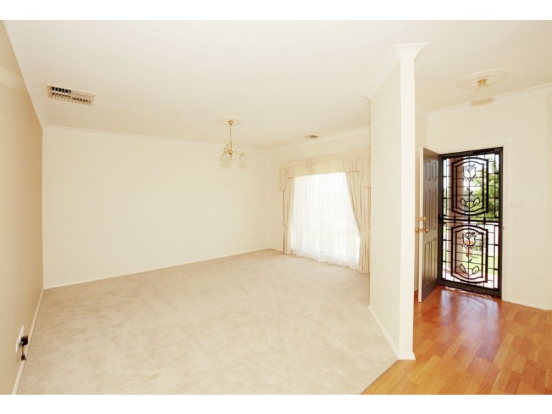 6 Fletcher Place, Kooringal NSW 2650