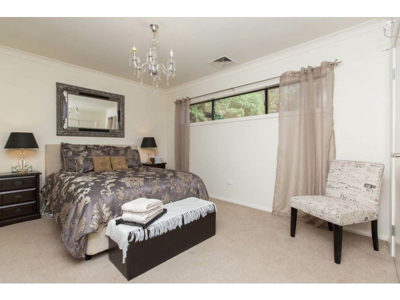 6 Spencer Place, Tatton NSW 2650