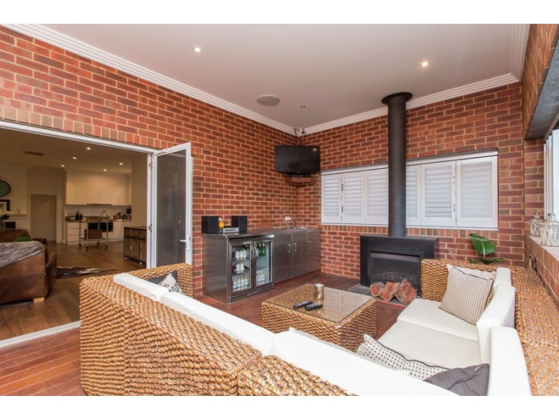 9 Brookong Avenue, Wagga Wagga NSW 2650
