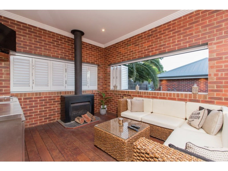 9 Brookong Avenue, Wagga Wagga NSW 2650