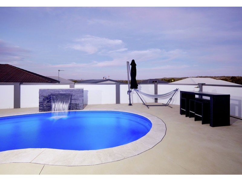 4 Fisher Place, Lloyd NSW 2650