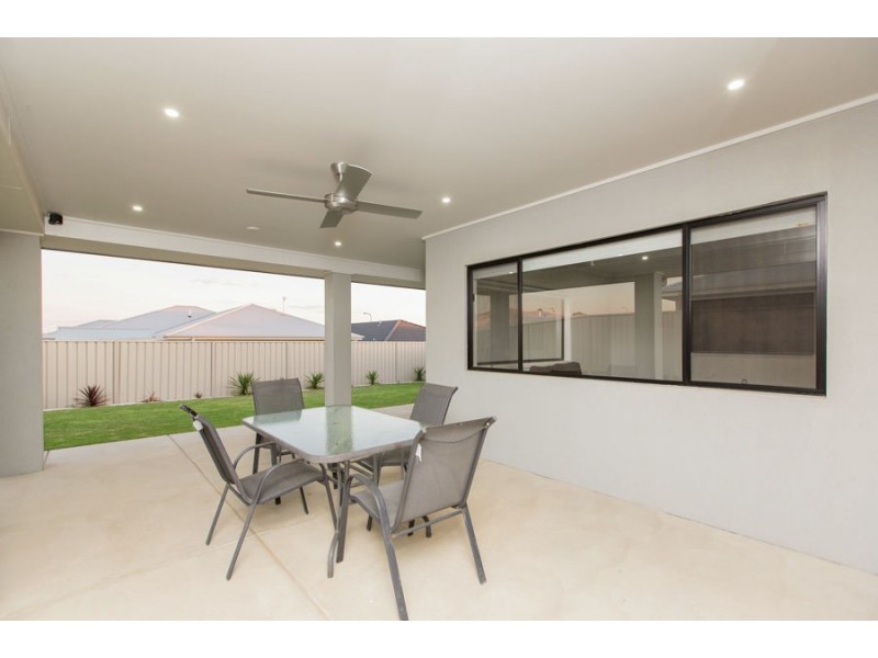 15 Goonawarra Street, Estella NSW 2650