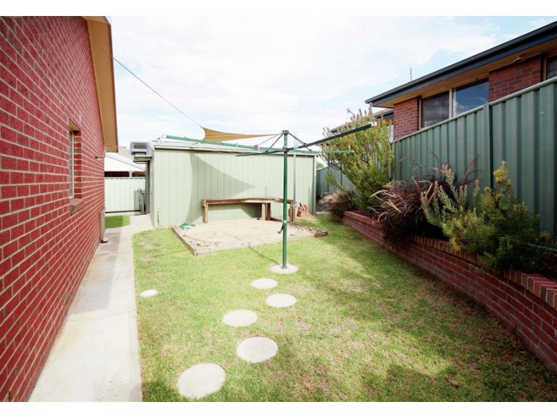 10 Clipper Way, Estella NSW 2650