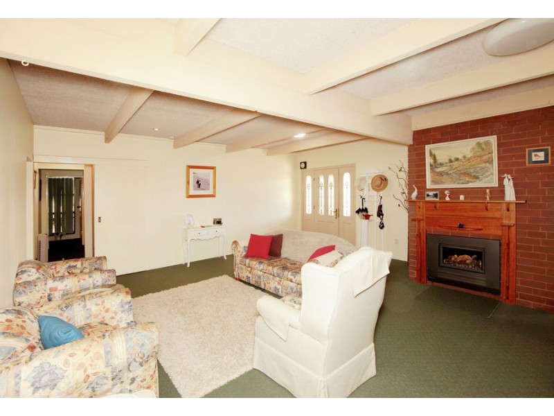 32 Wilks Avenue, Kooringal NSW 2650
