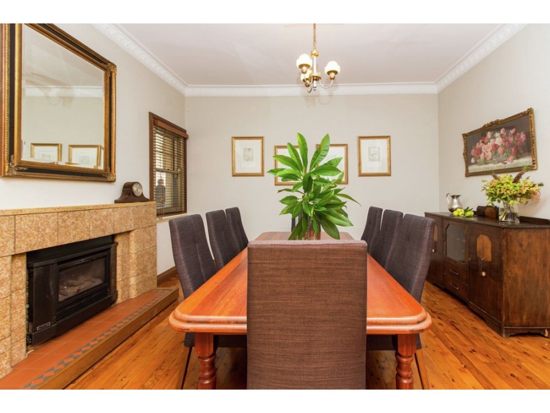 58 Coleman Street, Turvey Park NSW 2650