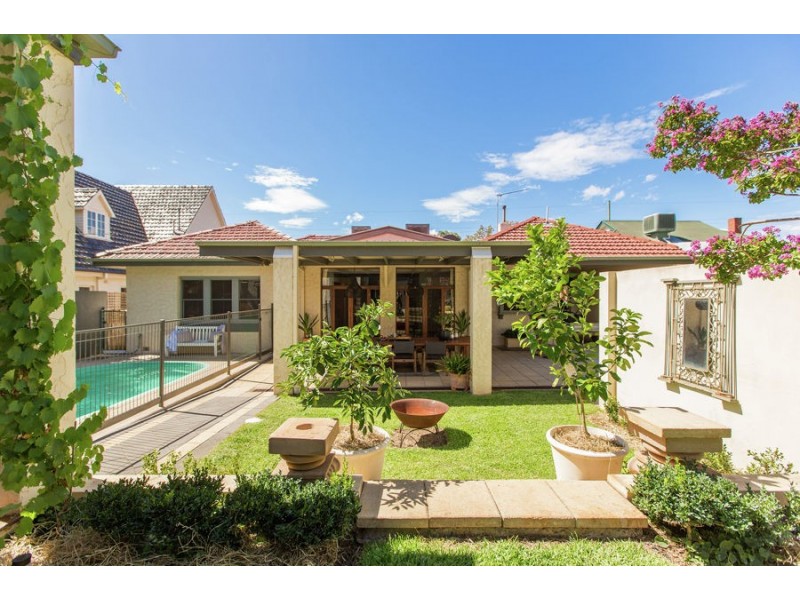 58 Coleman Street, Turvey Park NSW 2650