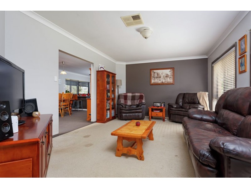 1 Correa Place, Springvale NSW 2650