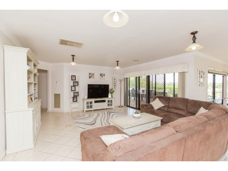 3 Mirbelia Drive, Springvale NSW 2650