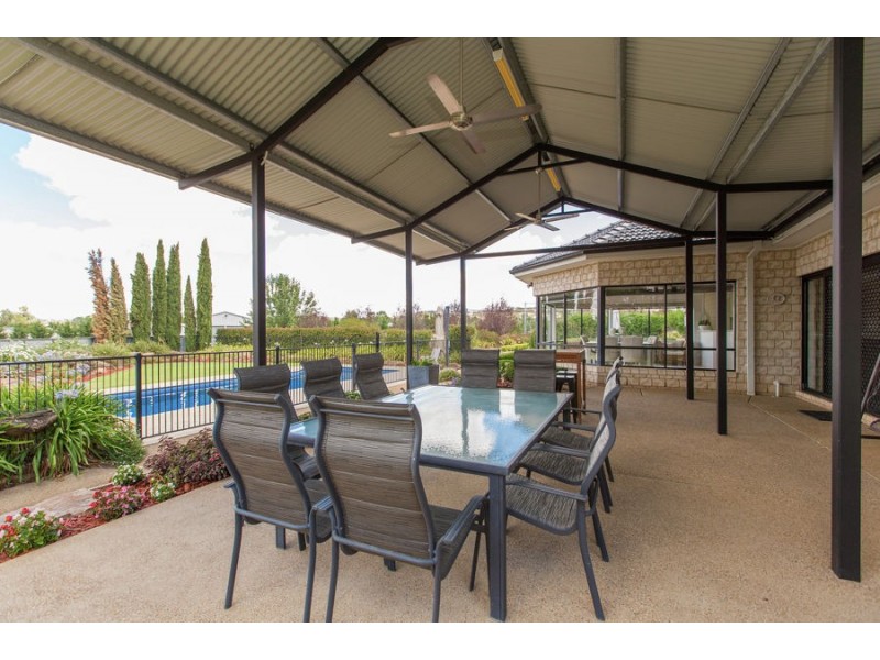 3 Mirbelia Drive, Springvale NSW 2650