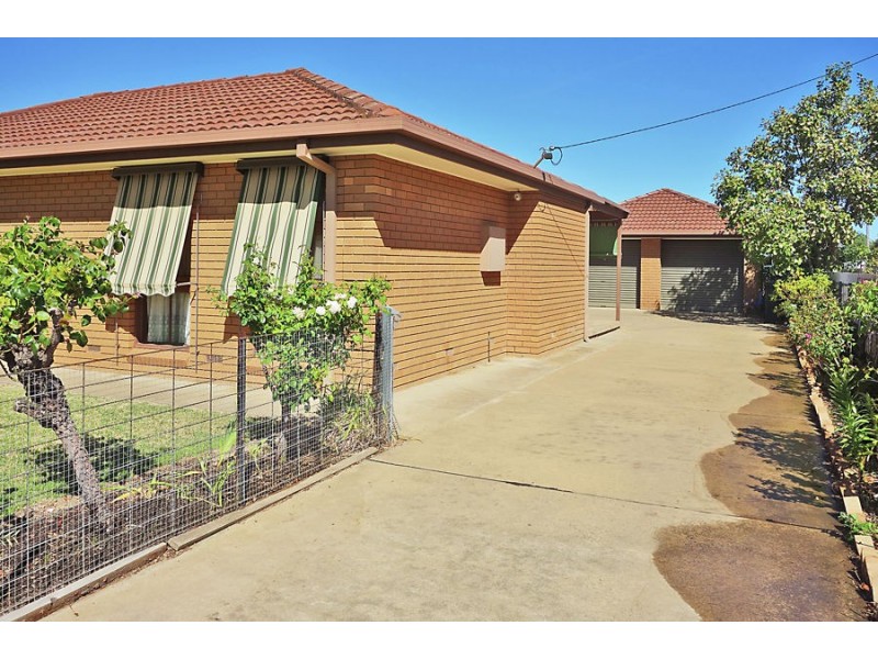 10 Mixner Street, The Rock NSW 2655