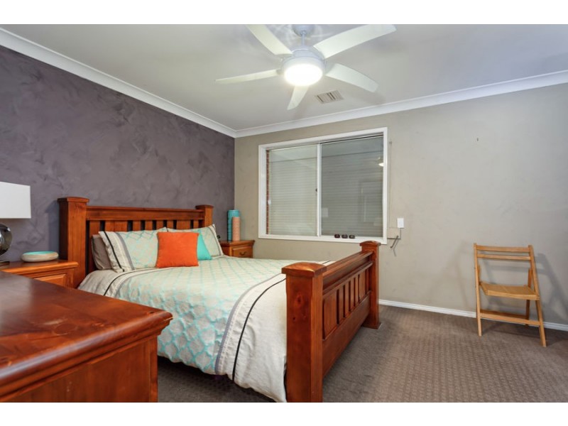 80 Veale Street, Ashmont NSW 2650