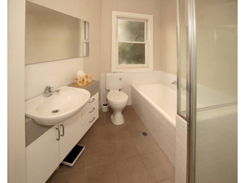 87 Mitchelmore Street, Turvey Park NSW 2650