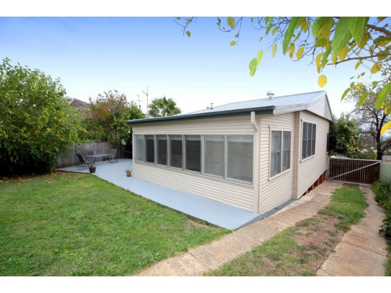 87 Mitchelmore Street, Turvey Park NSW 2650