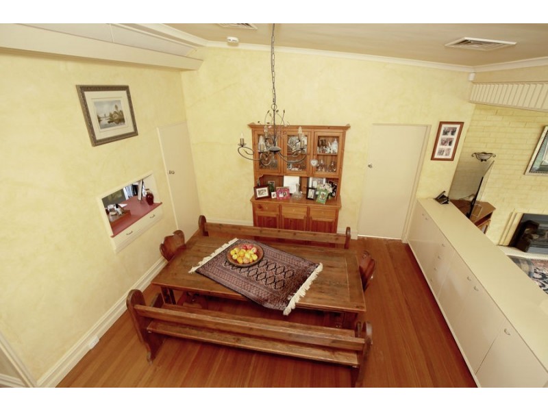 25 Athol Street, Turvey Park NSW 2650