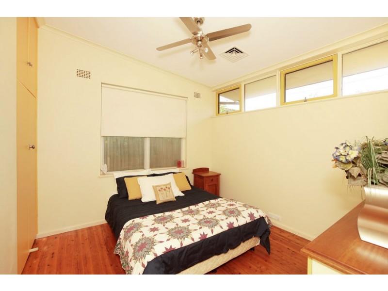 25 Athol Street, Turvey Park NSW 2650