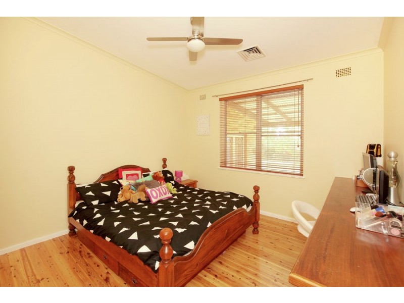 25 Athol Street, Turvey Park NSW 2650