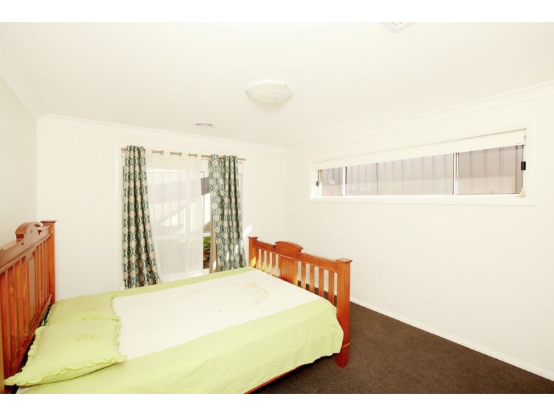 7 Pooginook Place, Bourkelands NSW 2650