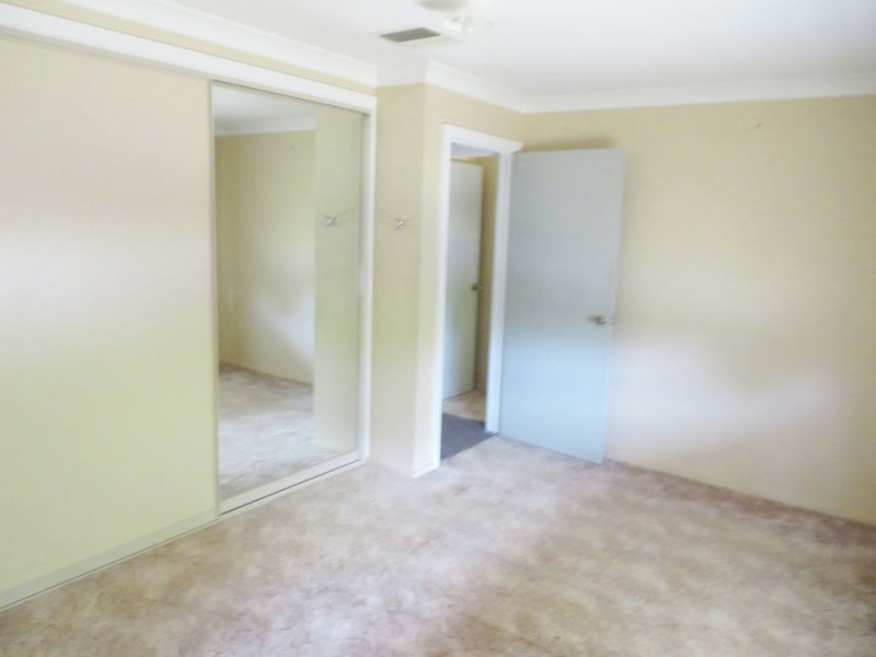 24 Baylis Street, Mangoplah NSW 2652