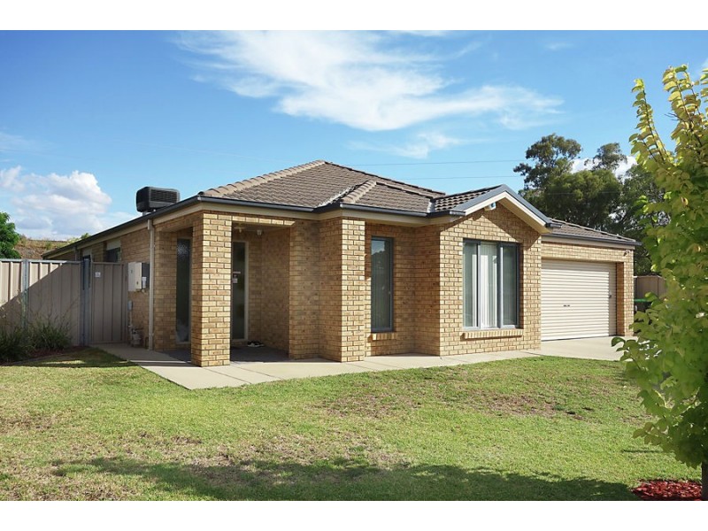 66 Grinton Avenue, Ashmont NSW 2650