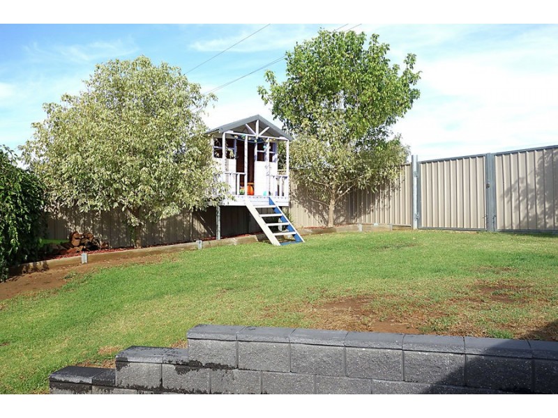 66 Grinton Avenue, Ashmont NSW 2650