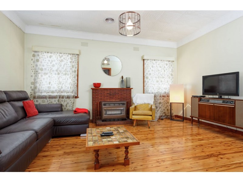 9 Rudd Street, Turvey Park NSW 2650