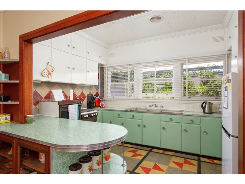 9 Rudd Street, Turvey Park NSW 2650
