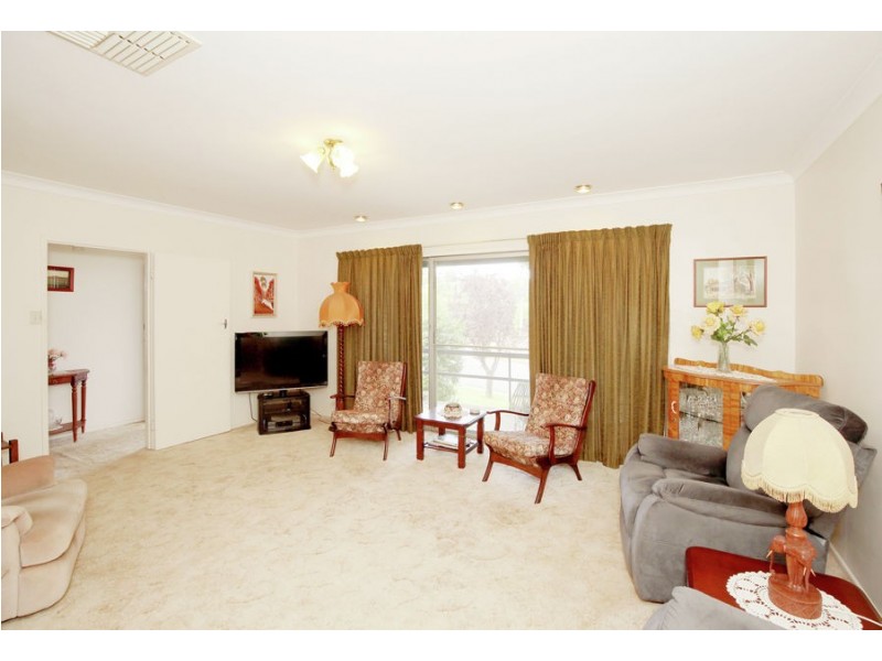 28 Marama Parade, Mount Austin NSW 2650