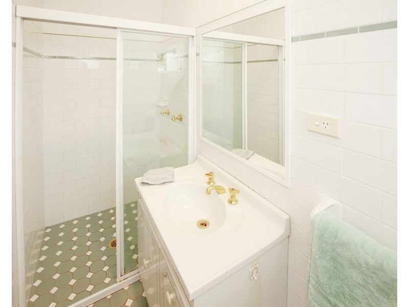 28 Marama Parade, Mount Austin NSW 2650