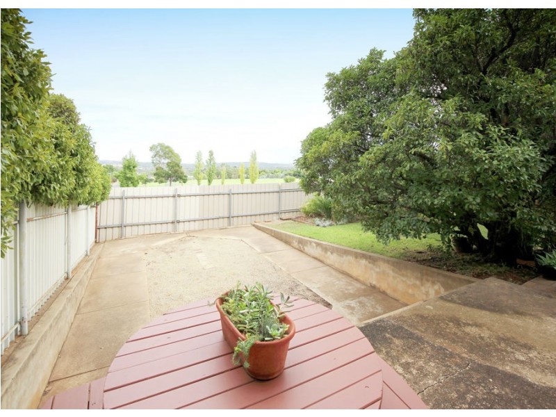 28 Marama Parade, Mount Austin NSW 2650