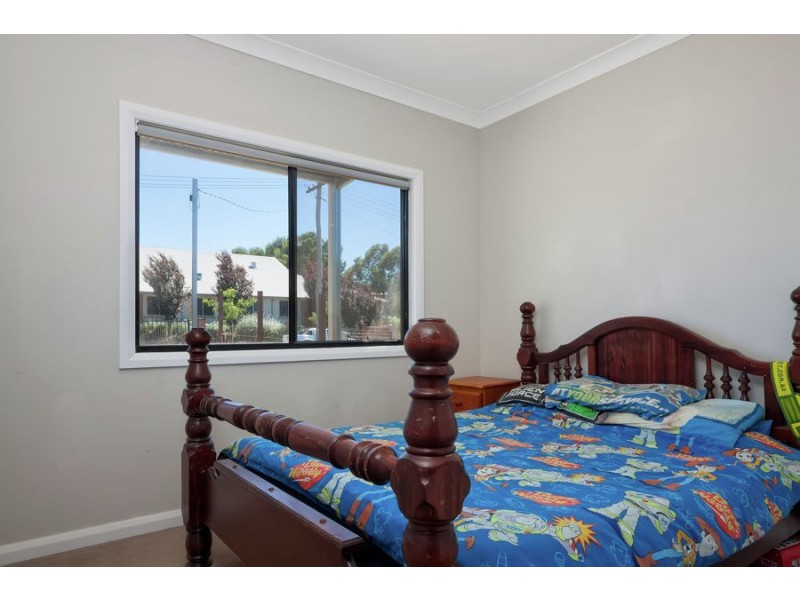 22 Bardia Street, Ashmont NSW 2650